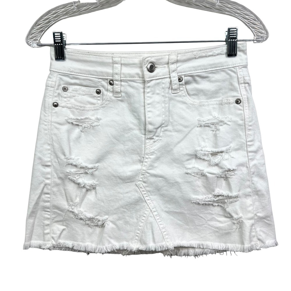 American Eagle Mini Denim Skirt Stretch Distressed Raw Hem White Women Sz 0*